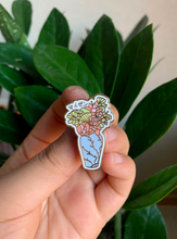 Load image into Gallery viewer, maizen enamel pin
